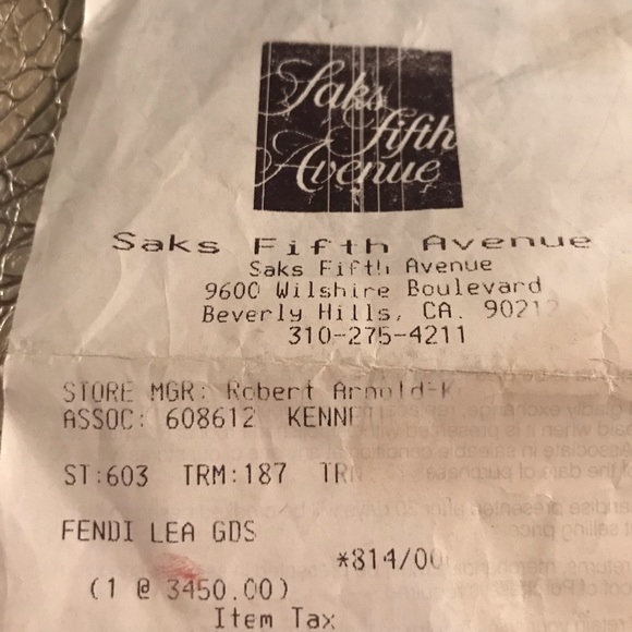 FENDI Peekaboo Leather Cross Body Bag - Picture 2 of 16